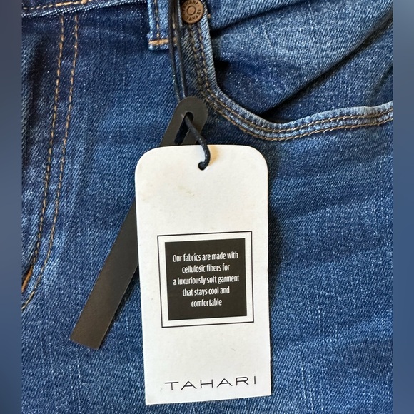 NWT Tahari Kelly Skinny Jeans Dark Wash Size 4/27 Classic Stretch Denim - Picture 9 of 9